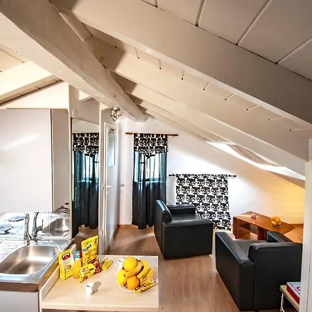 Summer Me - Luxury Suites And Apartments Lejlighed