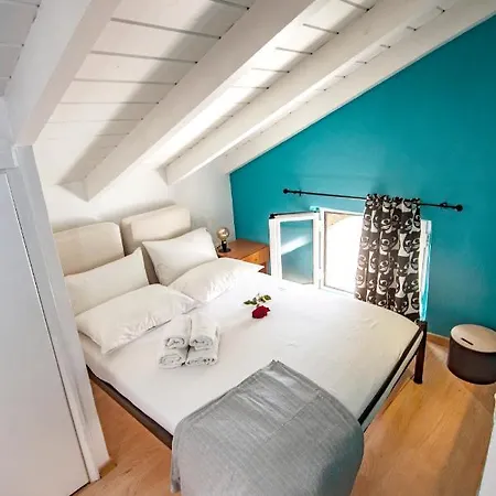 Cute studio in Corfu town